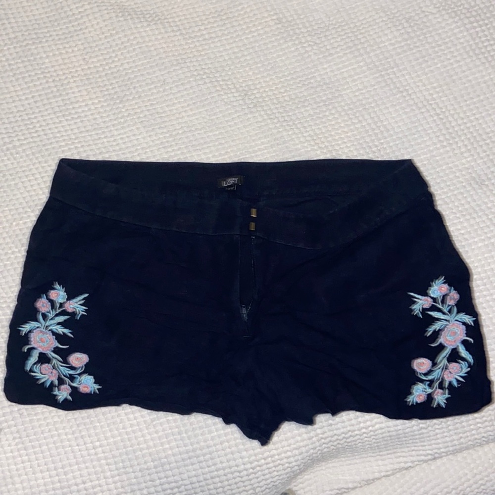 Loft size 14 navy blue shorts with floral embroidery